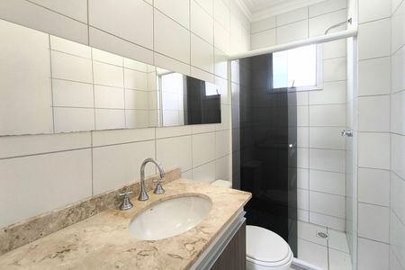 Casa de condomínio à venda com 87m², 3 quartos e 2 vagas Casa de condomínio à venda com 87m², 3 quartos e 2 vagasBanheiro da Suíte