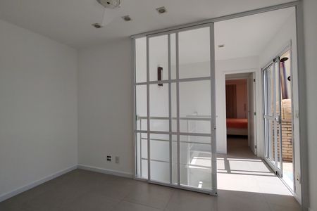 Apartamento para alugar com 108m², 4 quartos e 1 vaga Apartamento para alugar com 108m², 4 quartos e 1 vagaQuarto 3