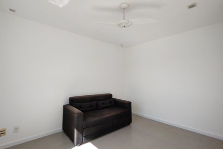 Apartamento para alugar com 108m², 4 quartos e 1 vaga Apartamento para alugar com 108m², 4 quartos e 1 vagaQuarto 3