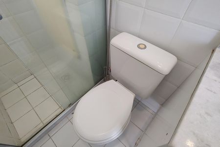 Apartamento para alugar com 108m², 4 quartos e 1 vaga Apartamento para alugar com 108m², 4 quartos e 1 vagaBanheiro da Suíte