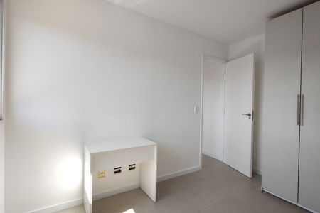 Apartamento para alugar com 108m², 4 quartos e 1 vaga Apartamento para alugar com 108m², 4 quartos e 1 vagaQuarto 1