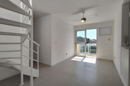 Sala de apartamento para alugar com 4 quartos, 108m² em Pechincha, Rio de Janeiro