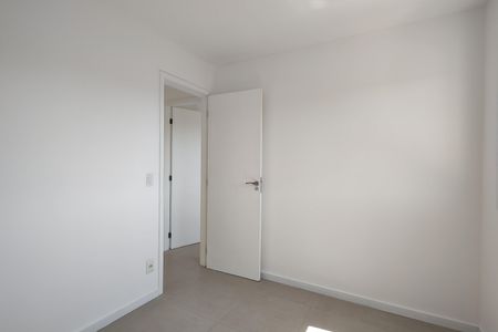 Apartamento para alugar com 108m², 4 quartos e 1 vaga Apartamento para alugar com 108m², 4 quartos e 1 vagaQuarto 2