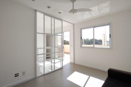 Apartamento para alugar com 108m², 4 quartos e 1 vaga Apartamento para alugar com 108m², 4 quartos e 1 vagaQuarto 3