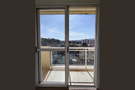Apartamento para alugar com 108m², 4 quartos e 1 vagaVaranda