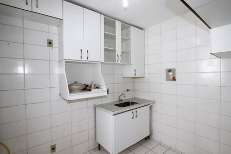 Apartamento à venda com 75m², 2 quartos e 1 vagaCozinha