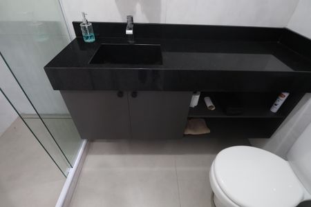 Apartamento à venda com 76m², 2 quartos e 2 vagasBanheiro