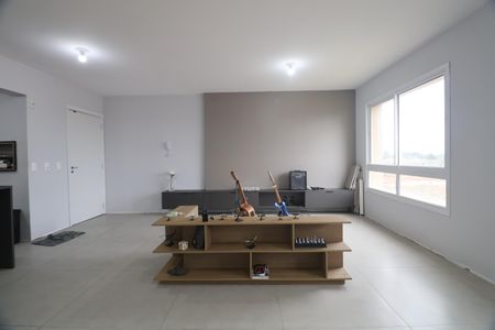 Sala de apartamento à venda com 2 quartos, 76m² em Marechal Rondon, Canoas
