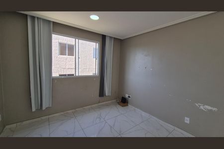 Sala de apartamento para alugar com 2 quartos, 48m² em Caxangá, Suzano