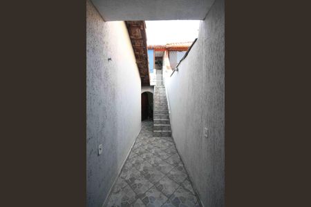 Casa à venda com 140m², 3 quartos e 2 vagas Casa à venda com 140m², 3 quartos e 2 vagasCorredor