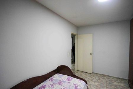 Casa à venda com 140m², 3 quartos e 2 vagas Casa à venda com 140m², 3 quartos e 2 vagasQuarto 2