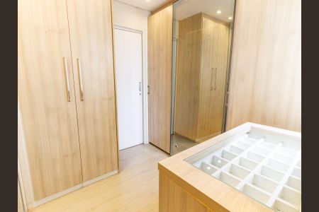 Apartamento para alugar com 126m², 3 quartos e 2 vagas Apartamento para alugar com 126m², 3 quartos e 2 vagasQuarto