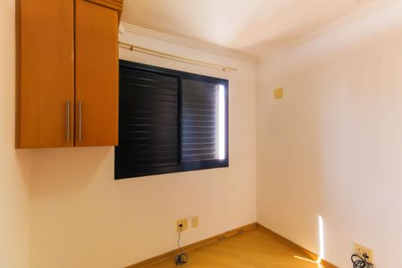 Quarto 1 de apartamento à venda com 2 quartos, 55m² em Vila Bertioga, São Paulo