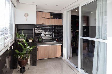 Apartamento à venda com 96m², 2 quartos e 2 vagasSacada/Sala