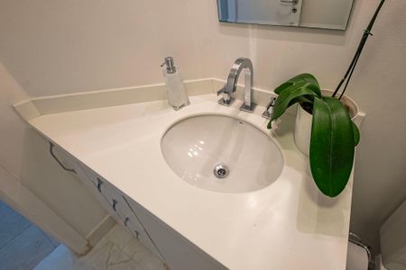 Apartamento à venda com 152m², 2 quartos e 2 vagasBanheiro Social