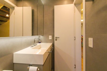 Casa de condomínio para alugar com 287m², 4 quartos e 2 vagasBanheiro Social