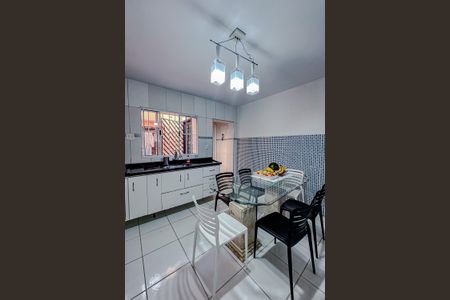 Casa à venda com 84m², 2 quartos e 1 vagaCozinha