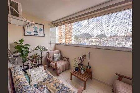 Apartamento à venda com 80m², 2 quartos e 2 vagasSacada Suíte