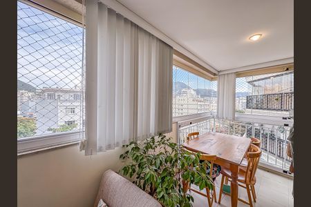 Apartamento à venda com 80m², 2 quartos e 2 vagasSacada Suíte