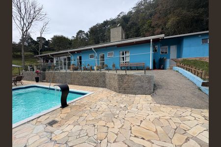Casa para alugar com 300m², 2 quartos e NaN vagasPiscina