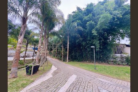 Casa para alugar com 300m², 2 quartos e NaN vagasQuintal