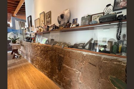 Casa para alugar com 300m², 2 quartos e NaN vagasÁrea de Serviço