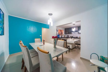 Casa à venda com 328m², 5 quartos e 3 vagasSala de Jantar