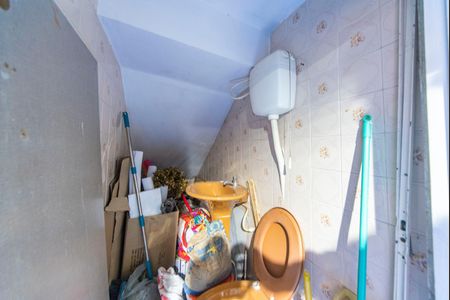 Casa à venda com 328m², 5 quartos e 3 vagasBanheiro de Serviço