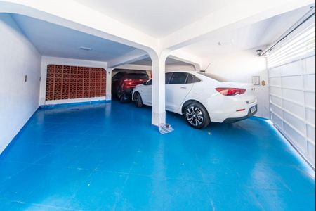Casa à venda com 328m², 5 quartos e 3 vagasGaragem