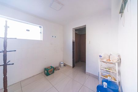Casa à venda com 328m², 5 quartos e 3 vagasQuarto de Serviço