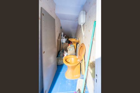 Casa à venda com 328m², 5 quartos e 3 vagasBanheiro de Serviço