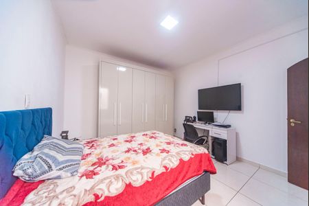 Casa à venda com 328m², 5 quartos e 3 vagasQuarto 3