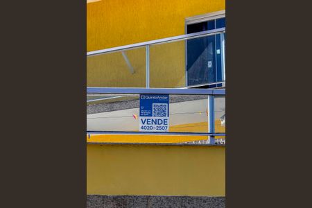 Casa à venda com 328m², 5 quartos e 3 vagasPlaca