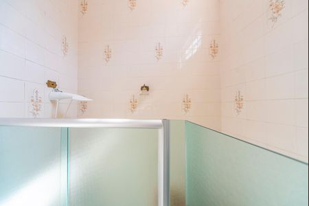 Casa à venda com 328m², 5 quartos e 3 vagasBanheiro da Suíte