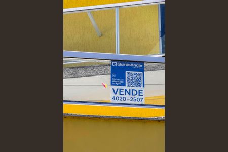 Casa à venda com 328m², 5 quartos e 3 vagasPlaca