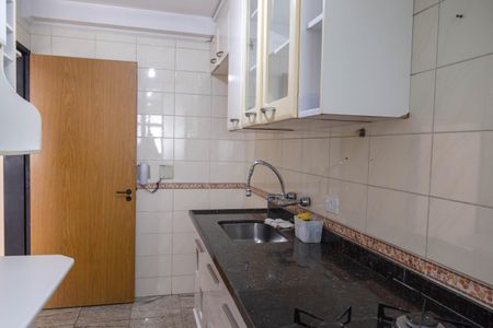 Apartamento para alugar com 73m², 3 quartos e 2 vagas Apartamento para alugar com 73m², 3 quartos e 2 vagasCozinha