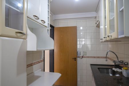 Apartamento para alugar com 73m², 3 quartos e 2 vagas Apartamento para alugar com 73m², 3 quartos e 2 vagasCozinha
