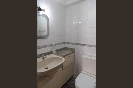 Apartamento para alugar com 73m², 3 quartos e 2 vagas Apartamento para alugar com 73m², 3 quartos e 2 vagasBanheiro