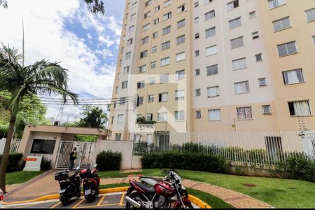 Apartamento para alugar com 41m², 2 quartos e sem vagaFachada e portaria