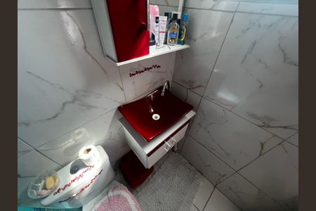 Banheiro da Suíte de casa à venda com 2 quartos, 60m² em Vila Espanhola, São Paulo