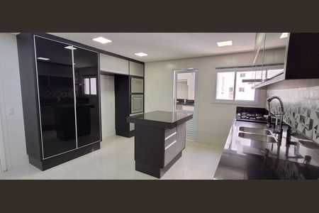 Apartamento à venda com 162m², 4 quartos e 3 vagasCozinha