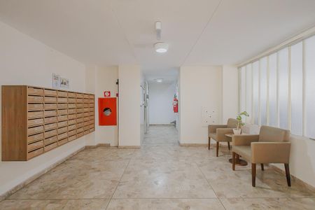 Apartamento à venda com 72m², 2 quartos e 1 vagaHall social