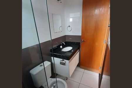 Casa à venda com 2 quartos, 108m² em Vila Paquetá, Belo Horizonte
