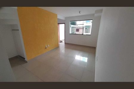 Casa à venda com 2 quartos, 108m² em Vila Paquetá, Belo Horizonte