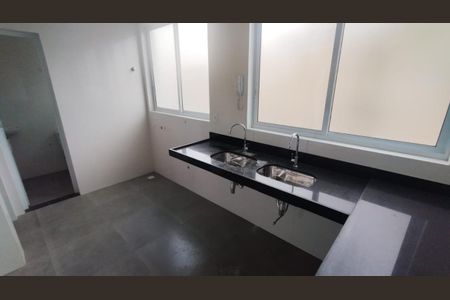 Apartamento à venda com 113m², 4 quartos e 3 vagas