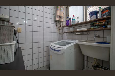 Apartamento à venda com 71m², 3 quartos e 1 vagaÁrea de Serviço