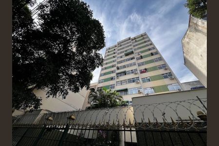 Apartamento à venda com 71m², 3 quartos e 1 vagaFachada