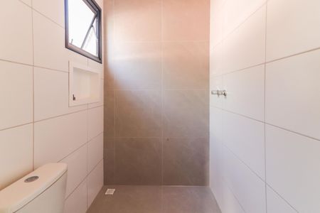 Casa à venda com 120m², 3 quartos e 4 vagas Casa à venda com 120m², 3 quartos e 4 vagasBanheiro da Suíte 2