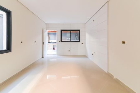 Casa à venda com 120m², 3 quartos e 4 vagas Casa à venda com 120m², 3 quartos e 4 vagasCozinha