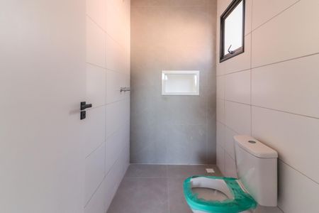 Casa à venda com 120m², 3 quartos e 4 vagas Casa à venda com 120m², 3 quartos e 4 vagasBanheiro da Suíte 1